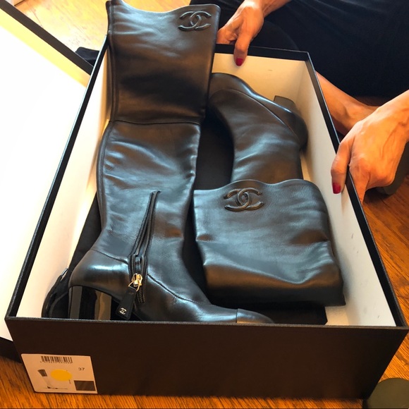 BRAND NEW - Chanel - Thigh-high Leather Boots - Picture 5 of 8
